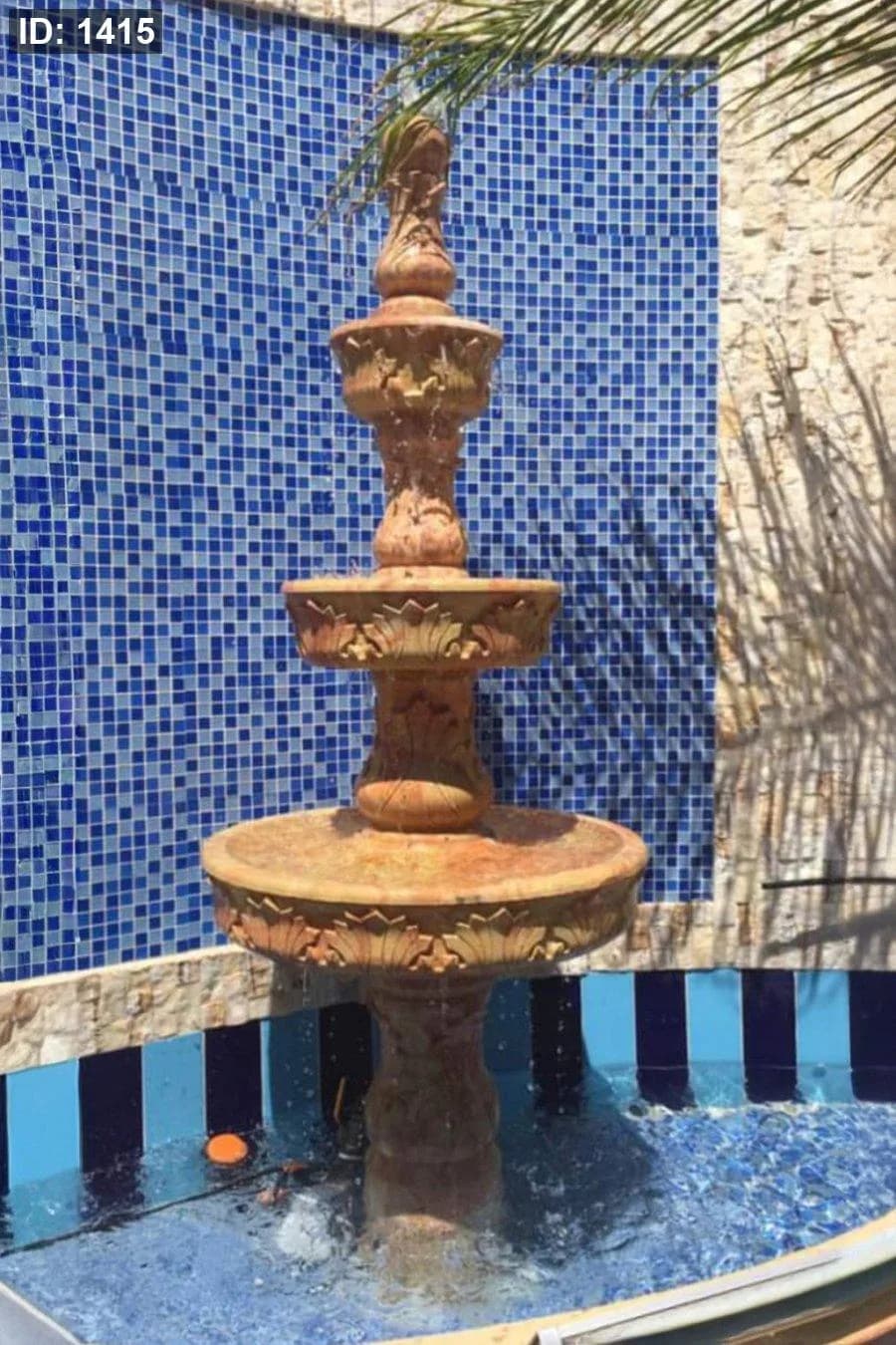 نافورة عمود حجري كلاسيكي (العمود لحاله)
